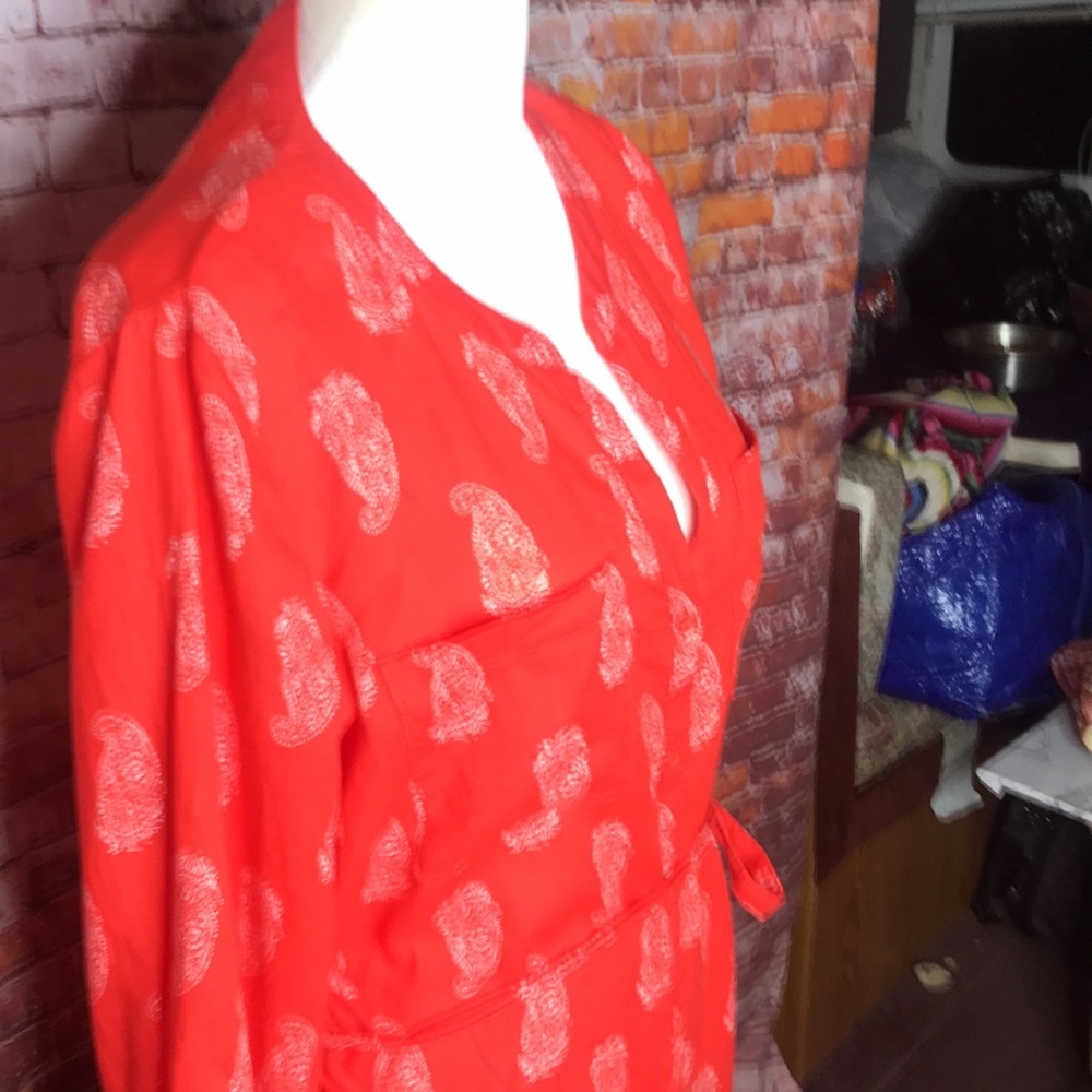 Old Navy Orange and White Paisley Lightweight Cotton Belted Shirt Dress - Picture 6 of 13